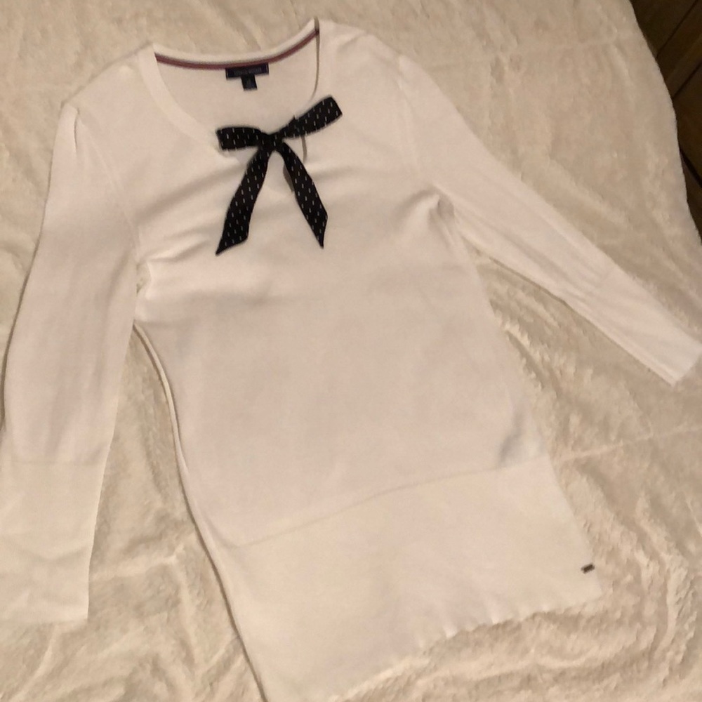 Tommy Hilfiger sweater